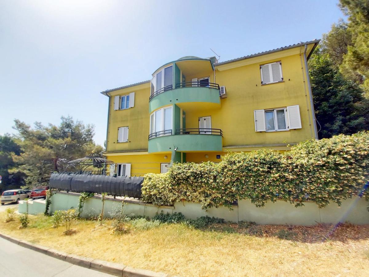 Apartment Lungomare 普拉 外观 照片